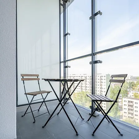 Rentplanet - Apartamenty Kasprzaka Warsaw Exterior photo