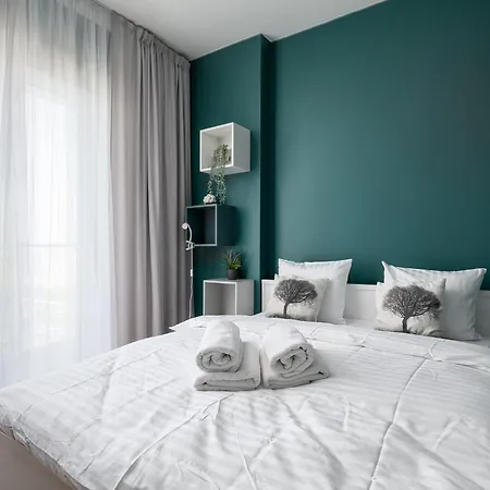 Rentplanet - Apartamenty Kasprzaka Warsaw Exterior photo