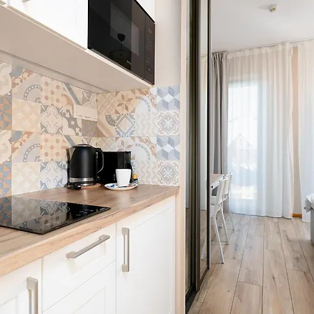 Rentplanet - Apartamenty Kasprzaka Warsaw Exterior photo